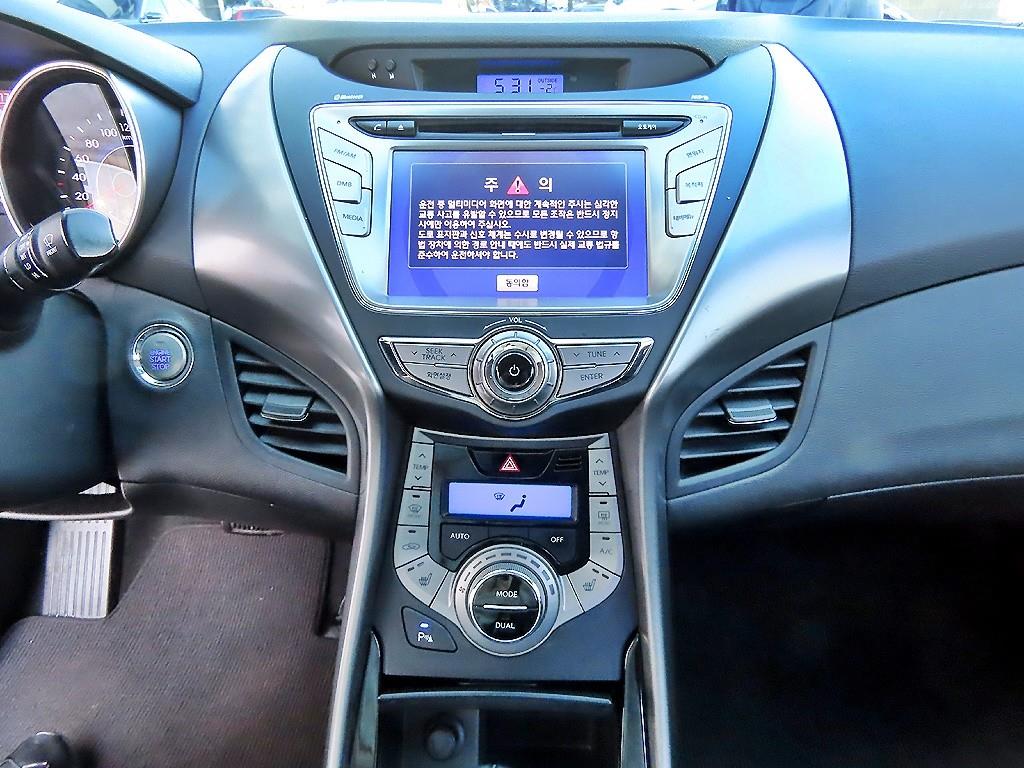 현대 아반떼MD M16 GDi 모던