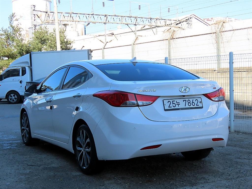 현대 아반떼MD M16 GDi 모던 - 이미지 13