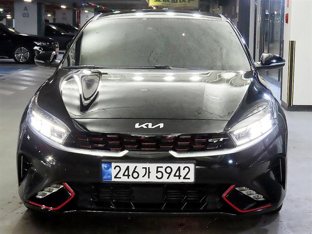 기아 더 뉴 K3 1.6 GT 5도어 시그니처 - 이미지 5