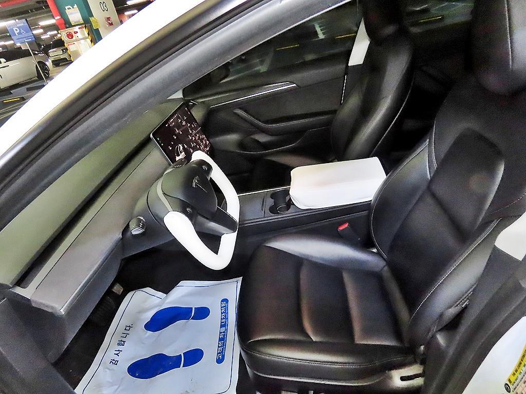 테슬라 모델 3 AWD 롱 레인지 - 이미지 5