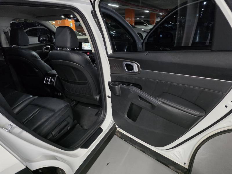 기아 더 뉴쏘렌토(MQ4) 2.5 가솔린 2WD 노블레스 - 이미지 5