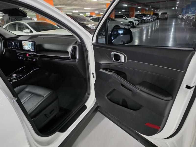 기아 더 뉴쏘렌토(MQ4) 2.5 가솔린 2WD 노블레스 - 이미지 17