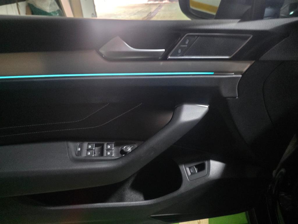 폭스바겐 파사트 GT(8세대) 2.0 TDI 프레스티지 - 이미지 6