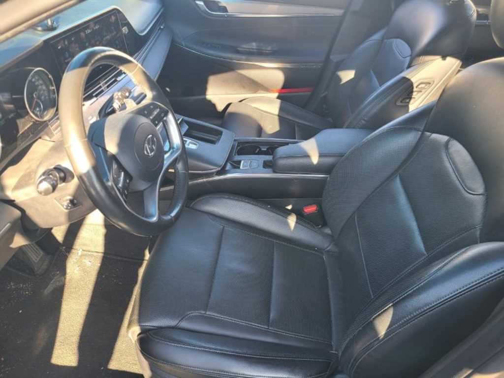 현대 더 뉴그랜저IG 하이브리드 2.4 HEV 익스클루시브 - 이미지 16