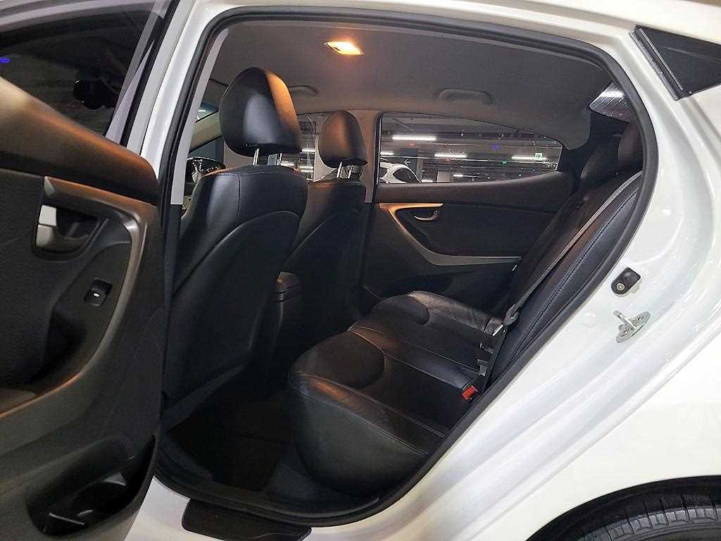 현대 아반떼MD M16 GDi 럭셔리 - 이미지 6