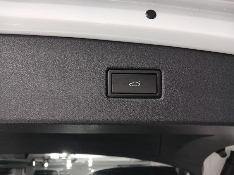 폭스바겐 티구안(2세대) 2.0 TDI 프리미엄 - 이미지 15