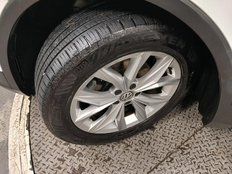 폭스바겐 티구안(2세대) 2.0 TDI 프리미엄 - 이미지 18