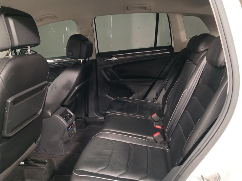 폭스바겐 티구안(2세대) 2.0 TDI 프리미엄 - 이미지 13