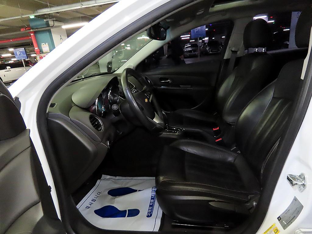 쉐보레 (대우) 크루즈 5도어 2.0 디젤 LTZ+ - 이미지 2