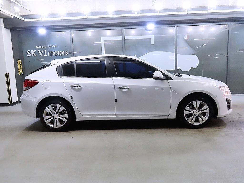 쉐보레 (대우) 크루즈 5도어 2.0 디젤 LTZ+ - 이미지 15