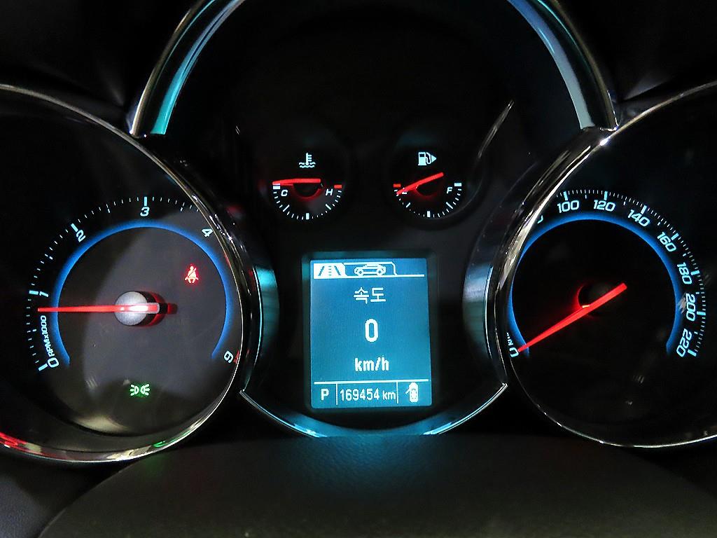 쉐보레 (대우) 크루즈 5도어 2.0 디젤 LTZ+ - 이미지 13