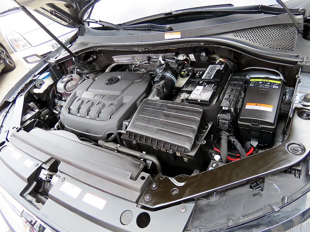 폭스바겐 티구안(2세대) 올스페이스 2.0 TSI 프레스티지 - 이미지 16