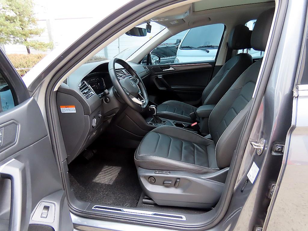 폭스바겐 티구안(2세대) 올스페이스 2.0 TSI 프레스티지 - 이미지 13