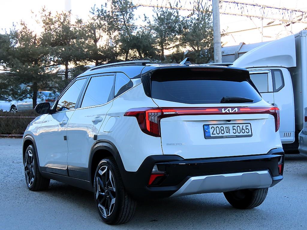 기아 더 뉴셀토스 1.6 가솔린 터보 2WD 시그니처 - 이미지 6