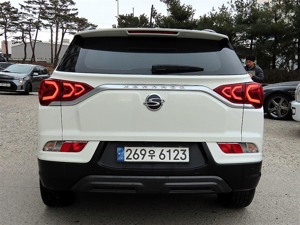 KG모빌리티(쌍용) 올 뉴코란도 1.5 가솔린 2WD C5 플러스 - 이미지 6