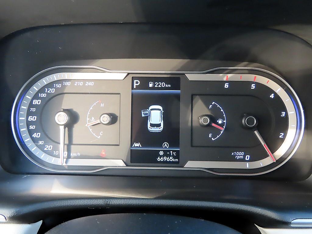 현대 더 올뉴투싼 2.0 디젤 2WD 프리미엄 - 이미지 17