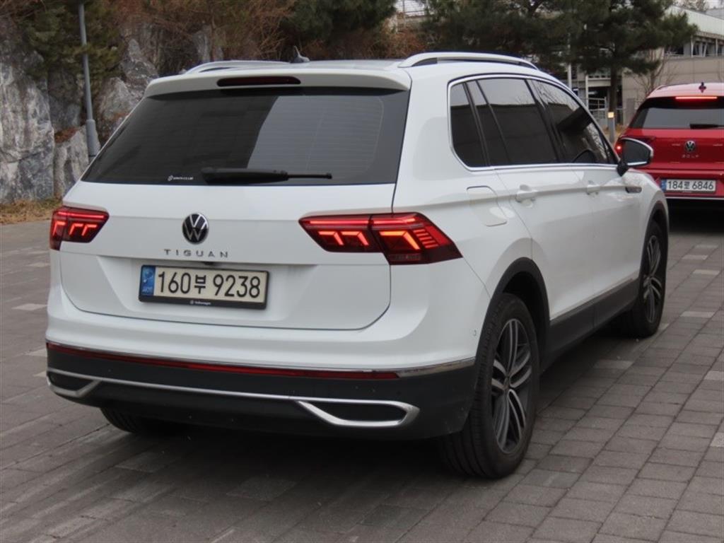 폭스바겐 티구안(2세대) 2.0 TDI 프레스티지 - 이미지 12