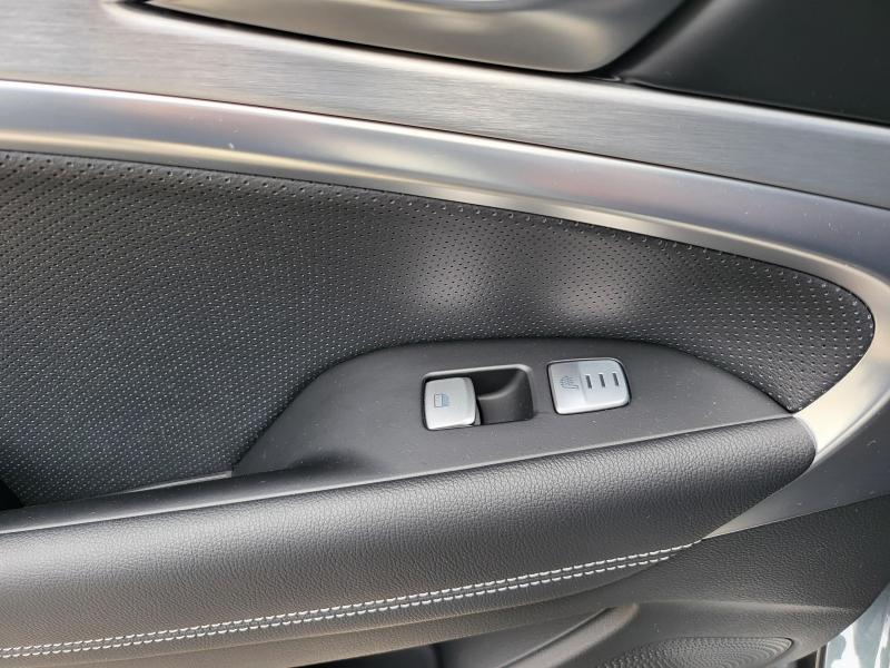 제네시스 G70 2.0T 슈프림