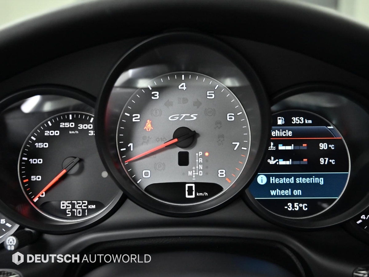 포르쉐 파나메라 4.8 GTS - 이미지 8