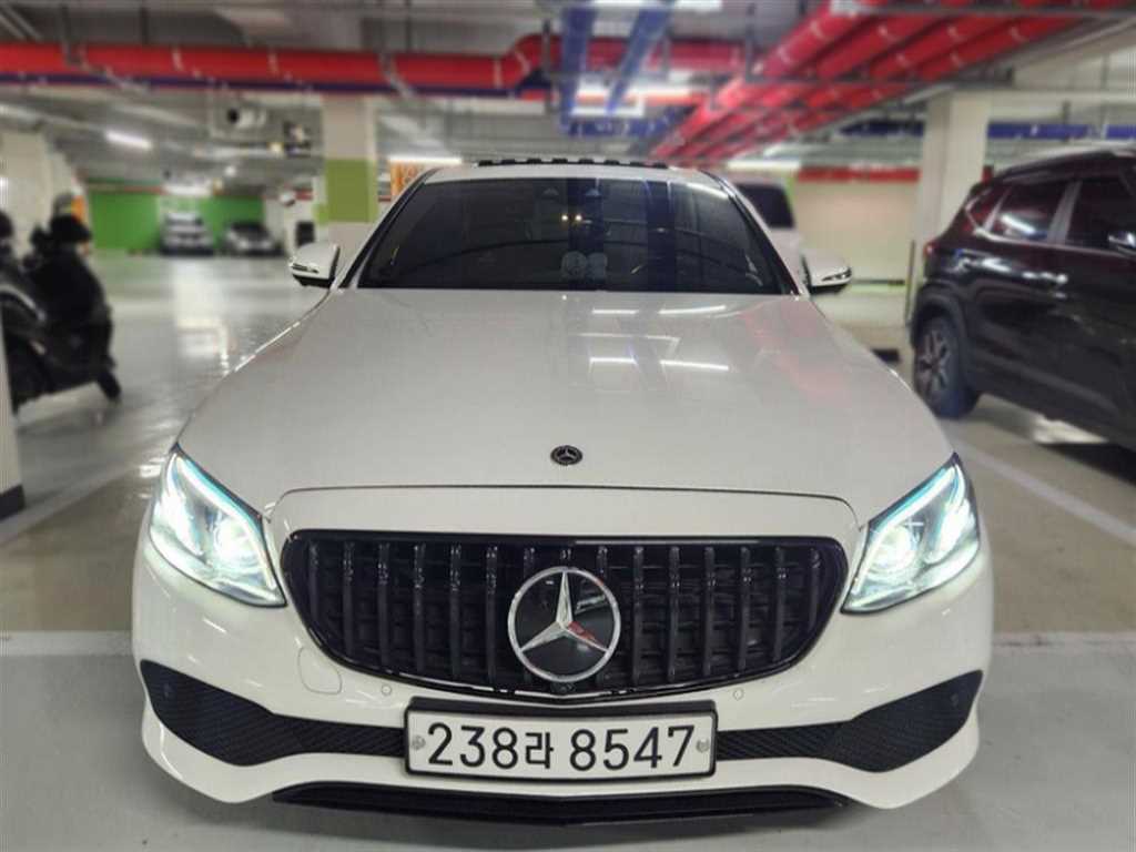 벤츠 E클래스(5세대) E300 4매틱 아방가르드