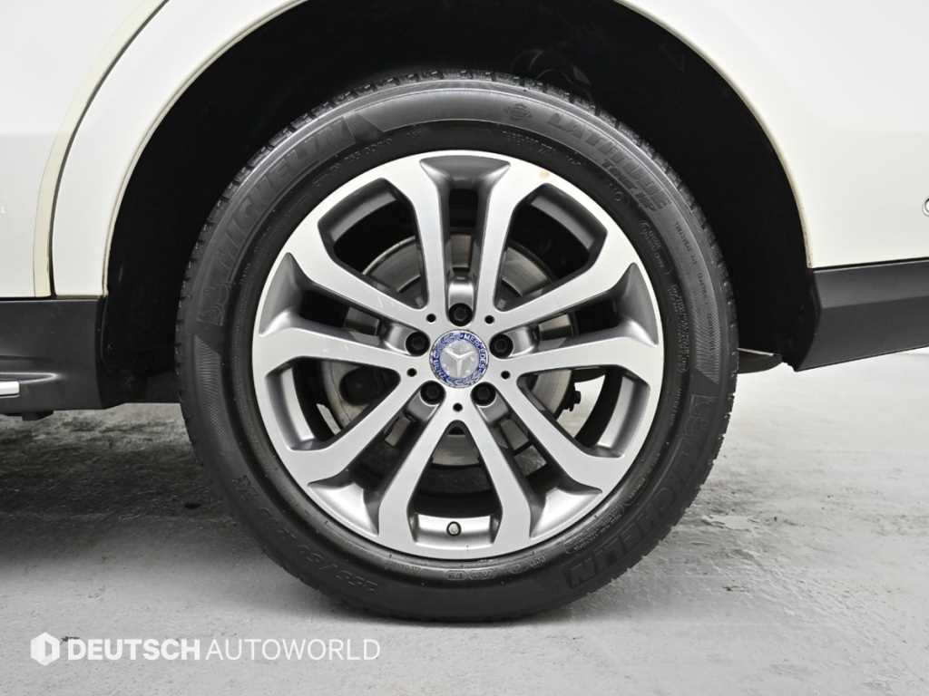 벤츠 GLE클래스(3세대) GLE 250d 4매틱 - 이미지 8