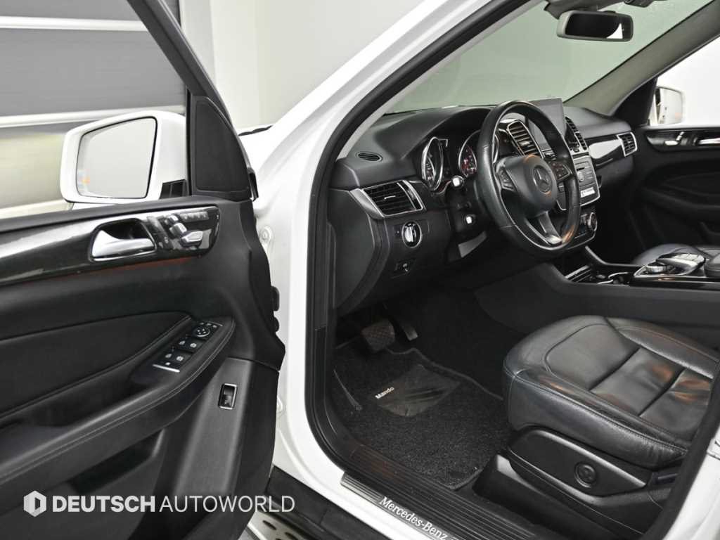 벤츠 GLE클래스(3세대) GLE 250d 4매틱 - 이미지 12