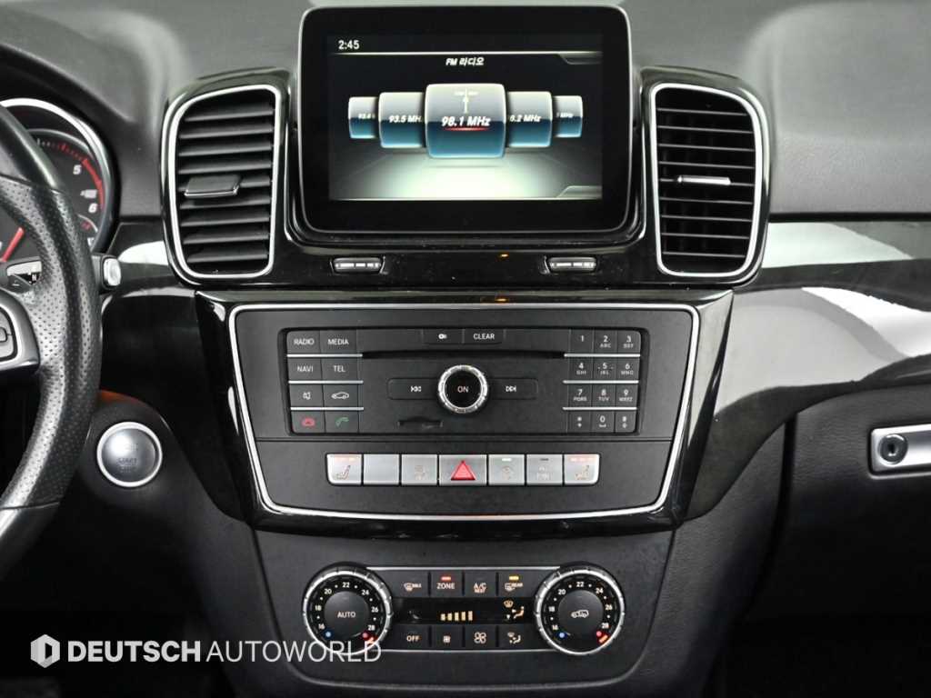 벤츠 GLE클래스(3세대) GLE 250d 4매틱 - 이미지 15