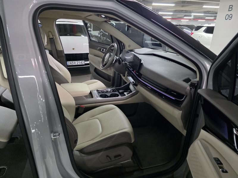 기아 더 뉴카니발(KA4) 7인승 가솔린 시그니처 그래비티 - 이미지 20