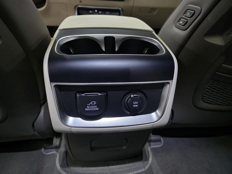 기아 더 뉴카니발(KA4) 7인승 가솔린 시그니처 그래비티 - 이미지 8