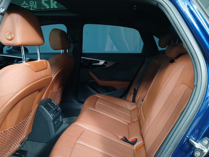 아우디 A4(5세대) 40 TFSI 프리미엄 - 이미지 3