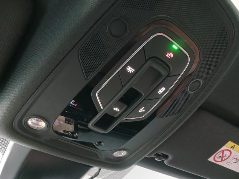 아우디 A4(5세대) 40 TFSI 프리미엄 - 이미지 14