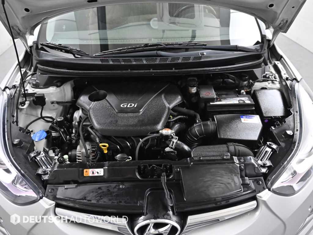 현대 더 뉴아반떼MD 1.6 GDi 텐밀리언 리미티드 - 이미지 19