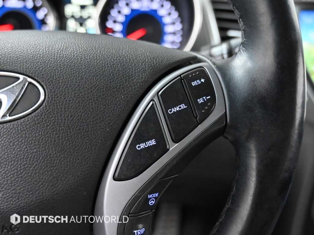 현대 더 뉴아반떼MD 1.6 GDi 텐밀리언 리미티드 - 이미지 17