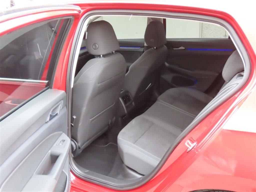 폭스바겐 골프(8세대) 2.0 TDI 프리미엄 - 이미지 16