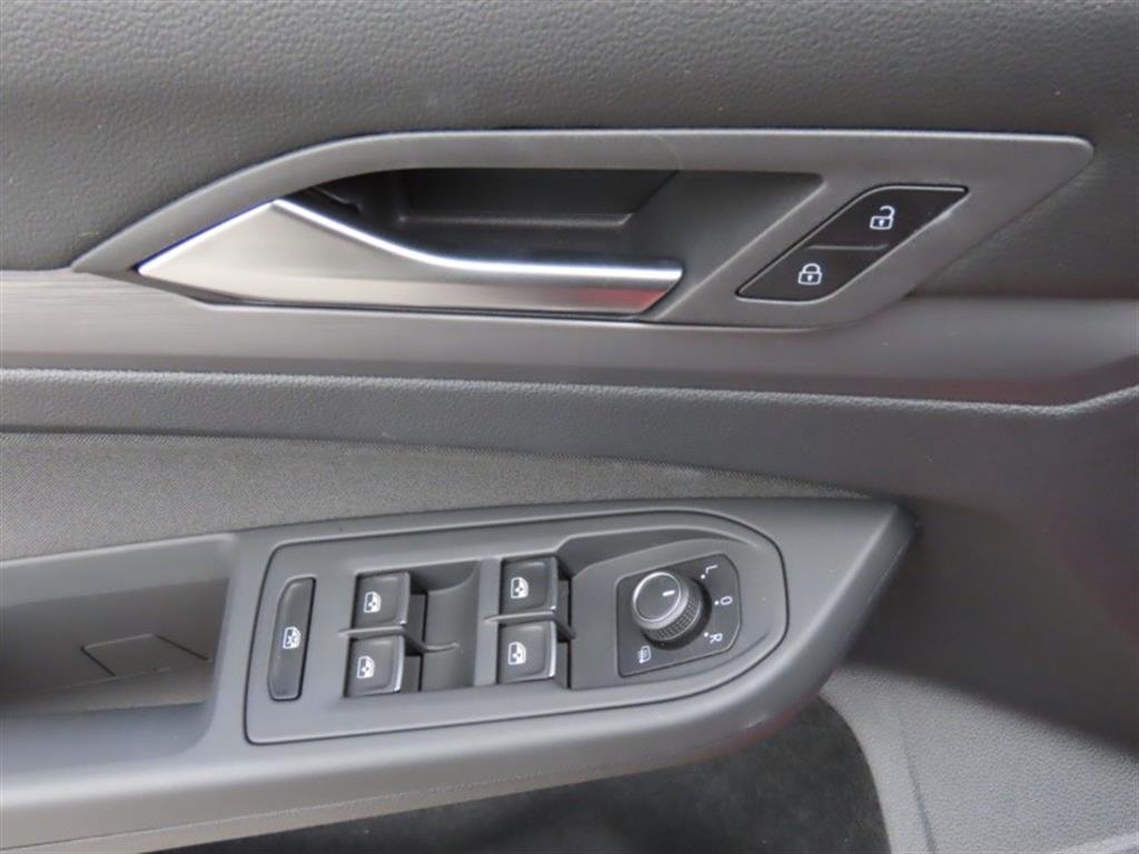 폭스바겐 골프(8세대) 2.0 TDI 프리미엄 - 이미지 14