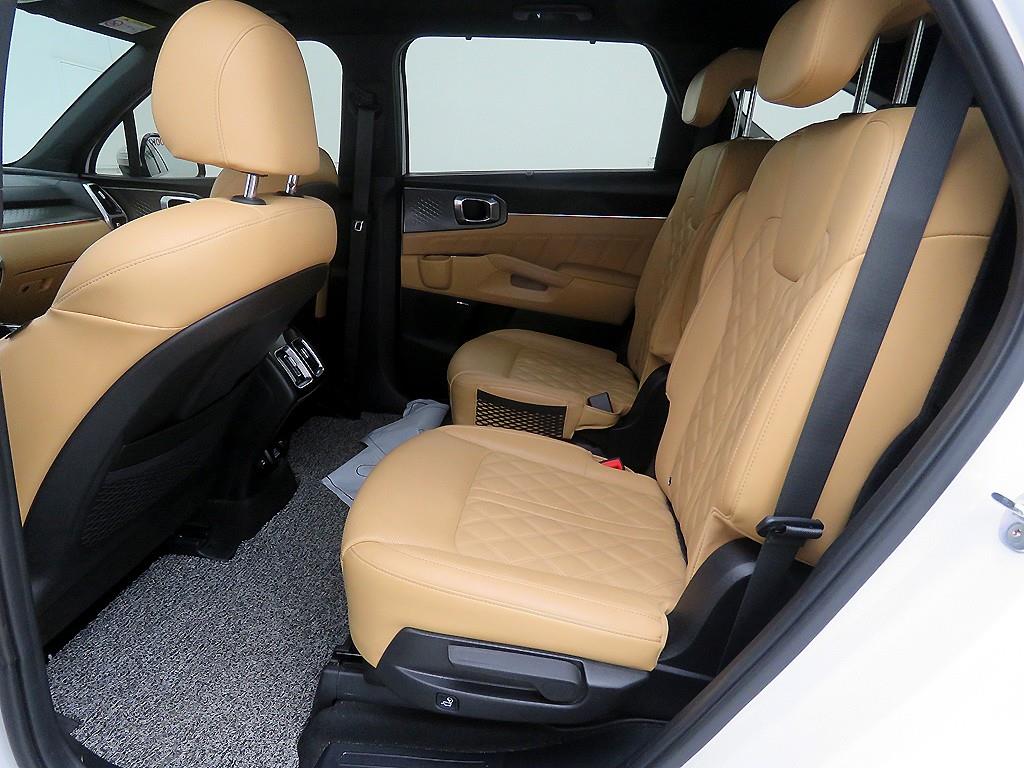 기아 신형쏘렌토 하이브리드(MQ4) 1.6 HEV 4WD 시그니처