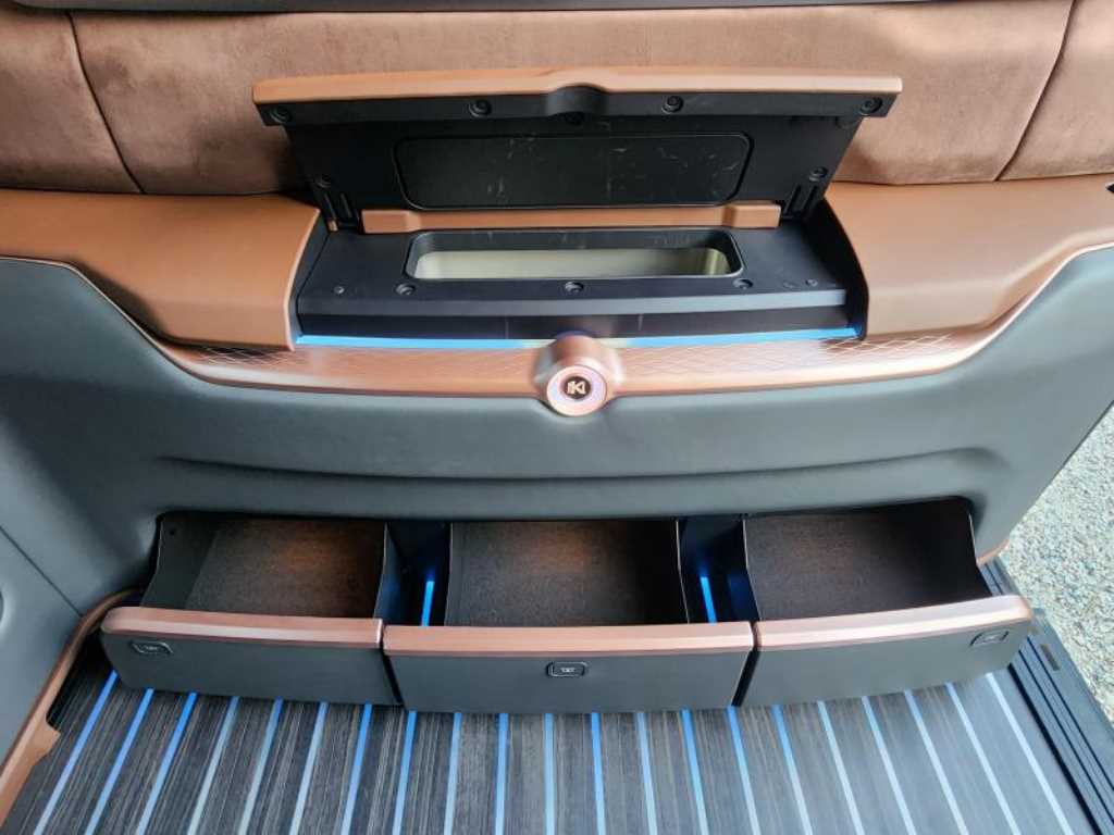 벤츠 스프린터(3세대) 519 CDI 롱바디 VIP 13인승