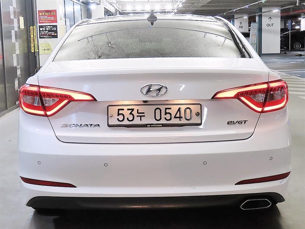 현대 LF쏘나타 1.7 디젤 스마트 - 이미지 10