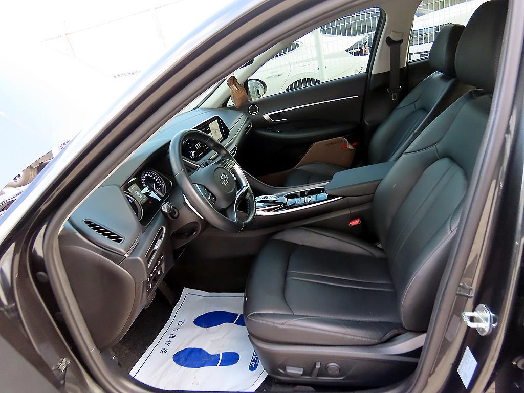 현대 쏘나타(DN8) 하이브리드 2.0 HEV 프리미엄 패밀리 - 이미지 9