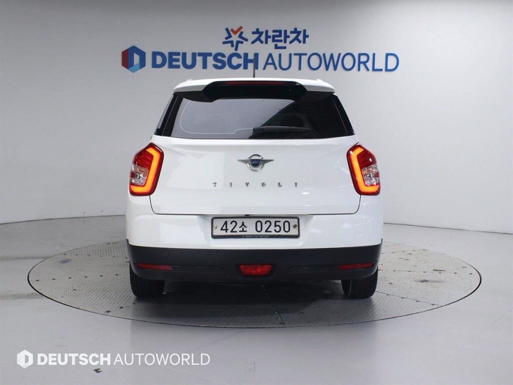 KG모빌리티(쌍용) 티볼리 에어 디젤 4WD IX - 이미지 18