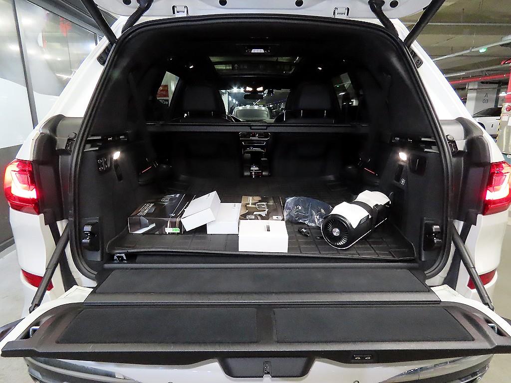 BMW X7 40i xDrive M스포츠 팩