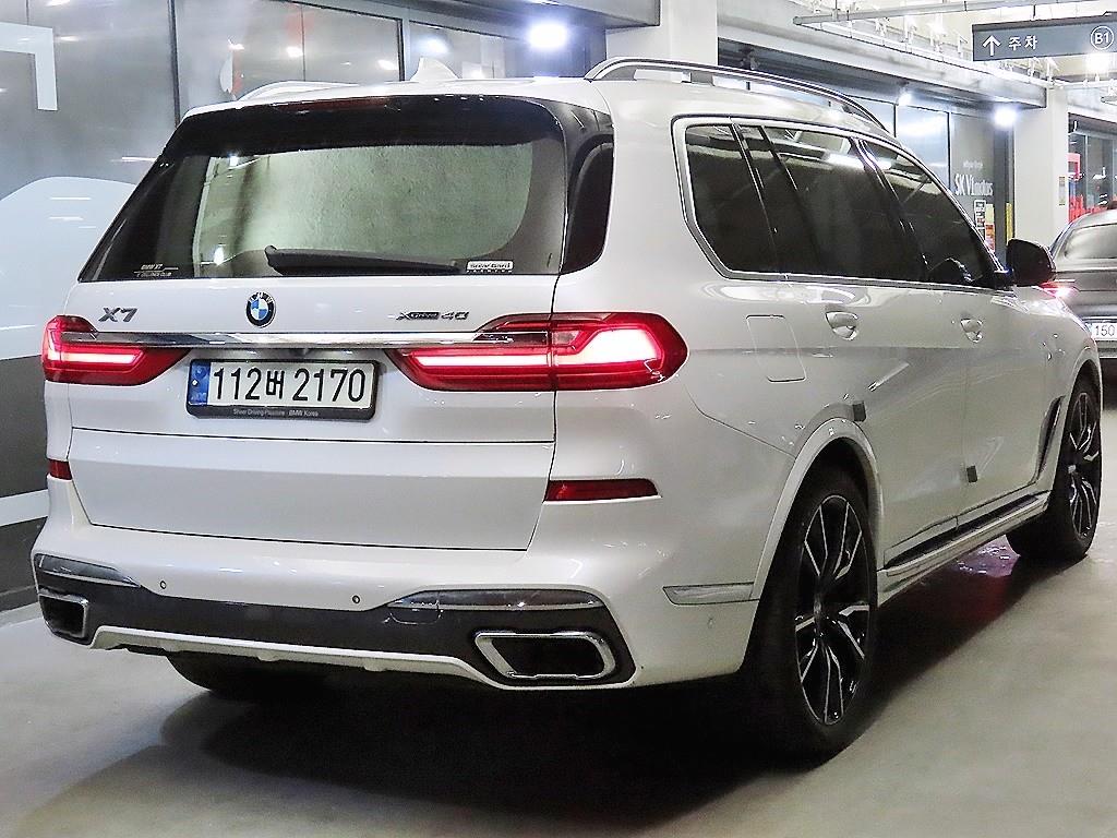 BMW X7 40i xDrive M스포츠 팩 - 이미지 20