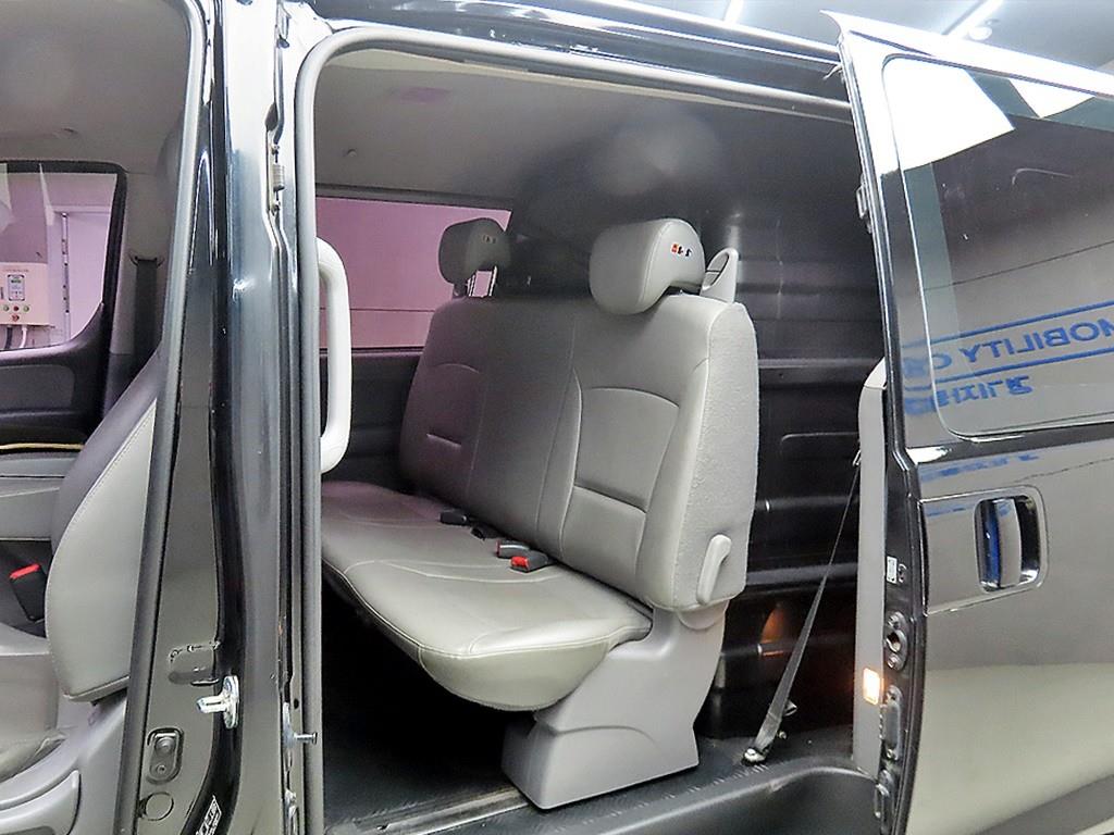 현대 그랜드스타렉스 5인승 디젤 밴 스마트 - 이미지 3