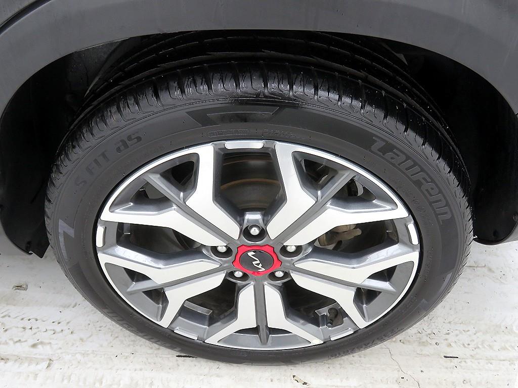 기아 셀토스 1.6 디젤 2WD 프레스티지 - 이미지 13