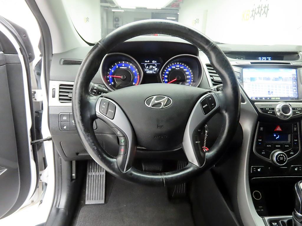 현대 더 뉴아반떼MD 1.6 GDi 스마트 - 이미지 11