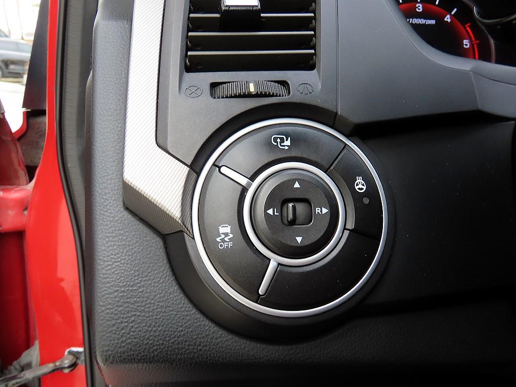 KG모빌리티(쌍용) 코란도 스포츠 CX7 4WD 패션 - 이미지 13