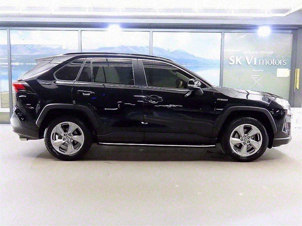 토요타 라브4(5세대) 2.5 2WD 하이브리드 - 이미지 12