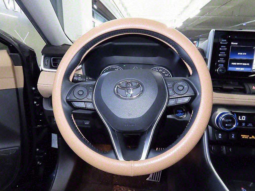 토요타 라브4(5세대) 2.5 2WD 하이브리드 - 이미지 17