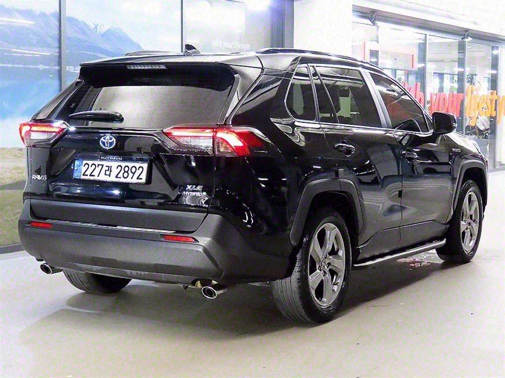 토요타 라브4(5세대) 2.5 2WD 하이브리드