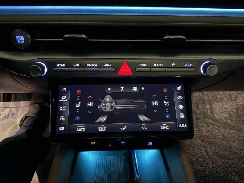 현대 디 올뉴그랜저 하이브리드 1.6 하이브리드 캘리그래피 - 이미지 4
